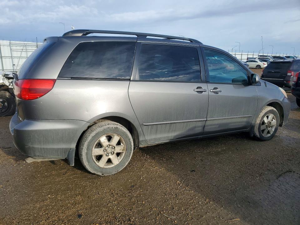 2004 Toyota Sienna მანქანა იყიდება აუქციონზე, vin: 5TDZA23C24S120102, აუქციონის ნომერი: 46299376