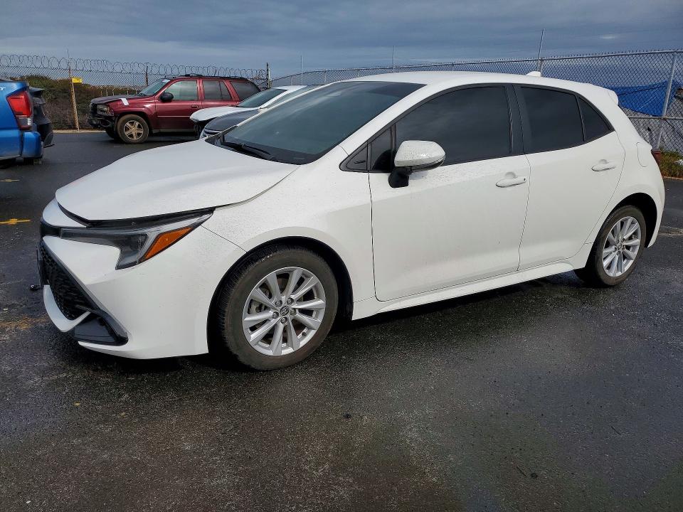 2024 Toyota Corolla Hatchback მანქანა იყიდება აუქციონზე, vin: JTND4MBE9R3229063, აუქციონის ნომერი: 46760056