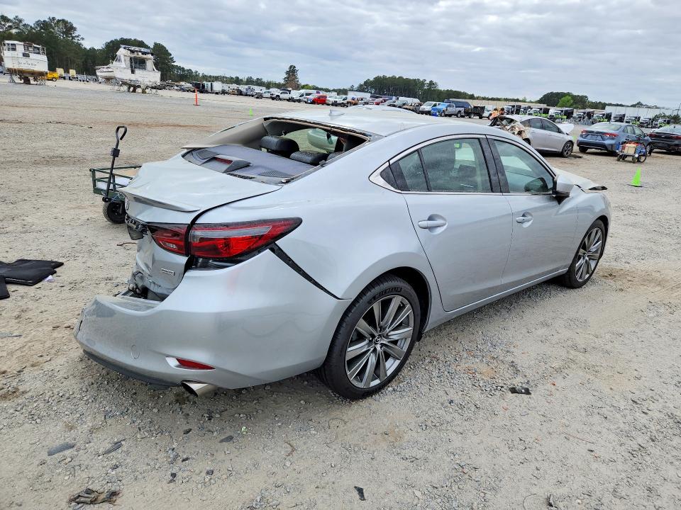 47522166 :رقم المزاد ، JM1GL1WY6J1302140 vin ، 2018 Mazda 6 مزاد بيع