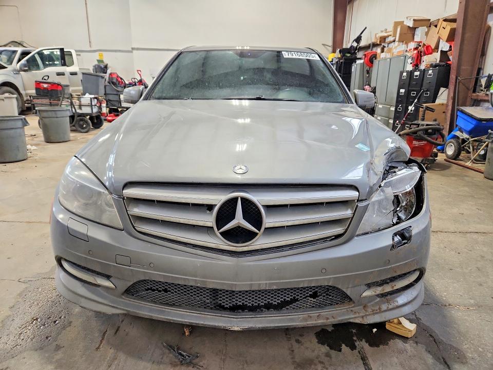 Продаж на аукціоні авто 2011 Mercedes-benz C300w 4matic 4dr, vin: WDDGF8BB1BA528384, номер лоту: 79168505