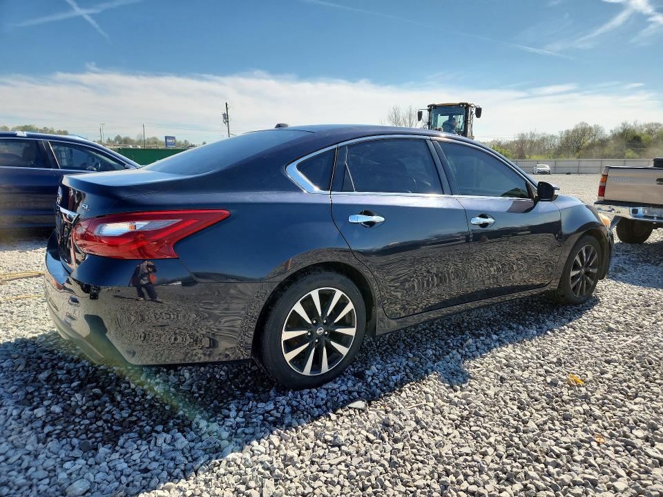 2018 Nissan Altima მანქანა იყიდება აუქციონზე, vin: 1N4AL3AP6JC131173, აუქციონის ნომერი: 47104846