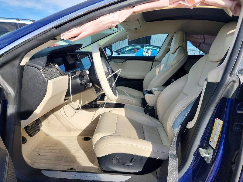 2018 Tesla Model S მანქანა იყიდება აუქციონზე, vin: 5YJSA1E28JF282820, აუქციონის ნომერი: 45825116
