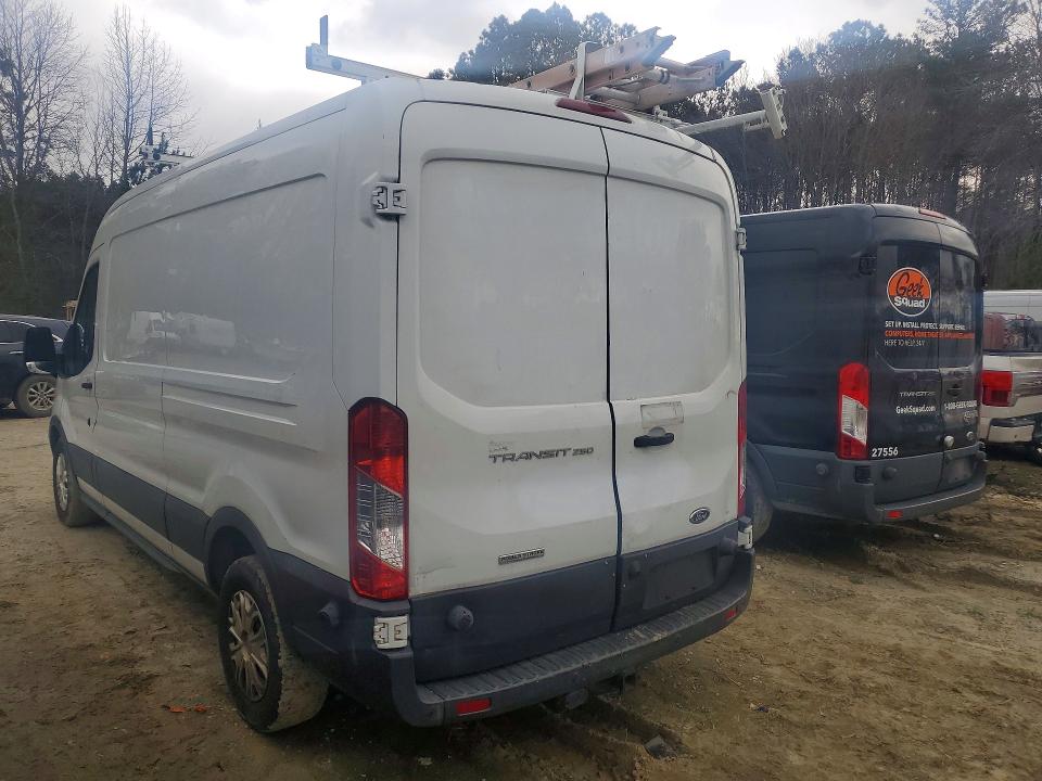 49512526 :رقم المزاد ، 1FTYR2CV6HKA16618 vin ، 2017 Ford Transit T مزاد بيع