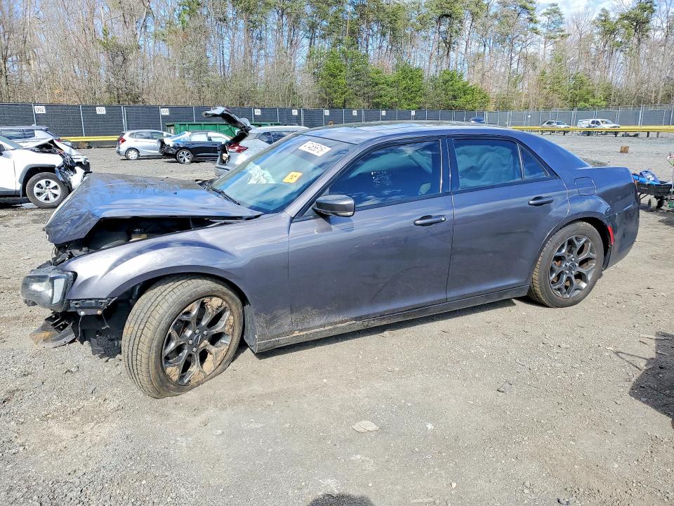Продаж на аукціоні авто 2018 Chrysler 300, vin: 2C3CCAGGXJH118166, номер лоту: 47465616