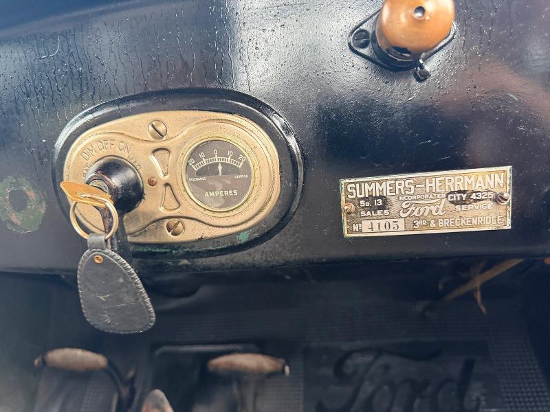 47589876 :رقم المزاد ، 14842846 vin ، 1927 Ford Model T مزاد بيع