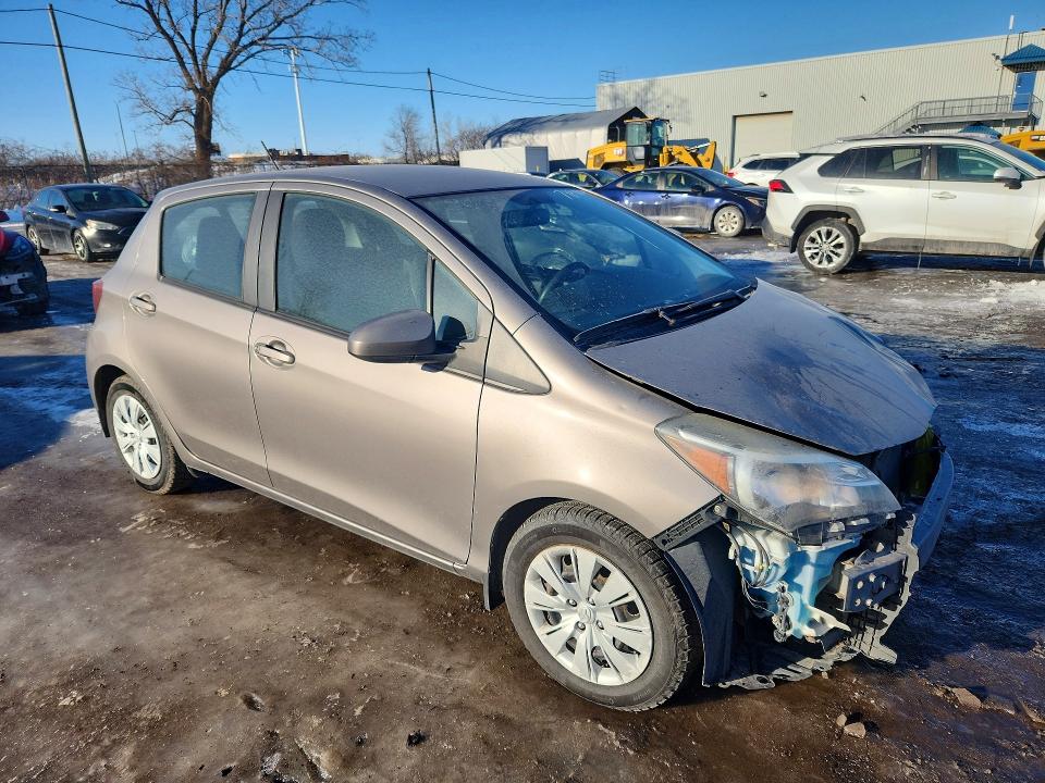78981285 :رقم المزاد ، VNKKTUD32FA044894 vin ، 2015 Toyota Yaris مزاد بيع
