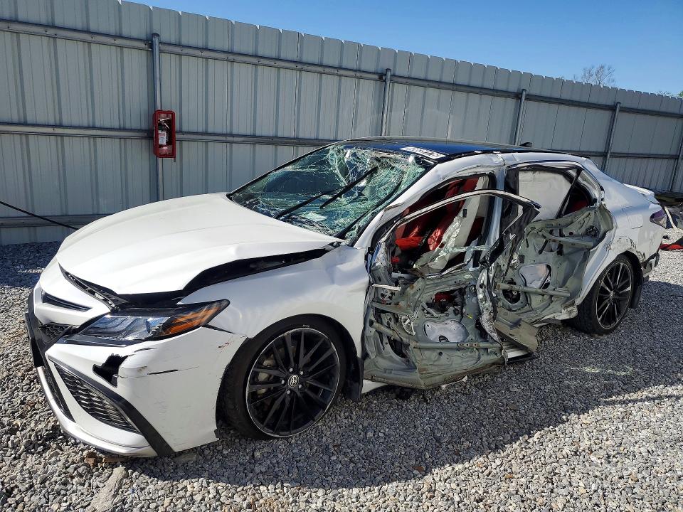 2024 Toyota Camry მანქანა იყიდება აუქციონზე, vin: 4T1K61AK8RU847766, აუქციონის ნომერი: 45639176