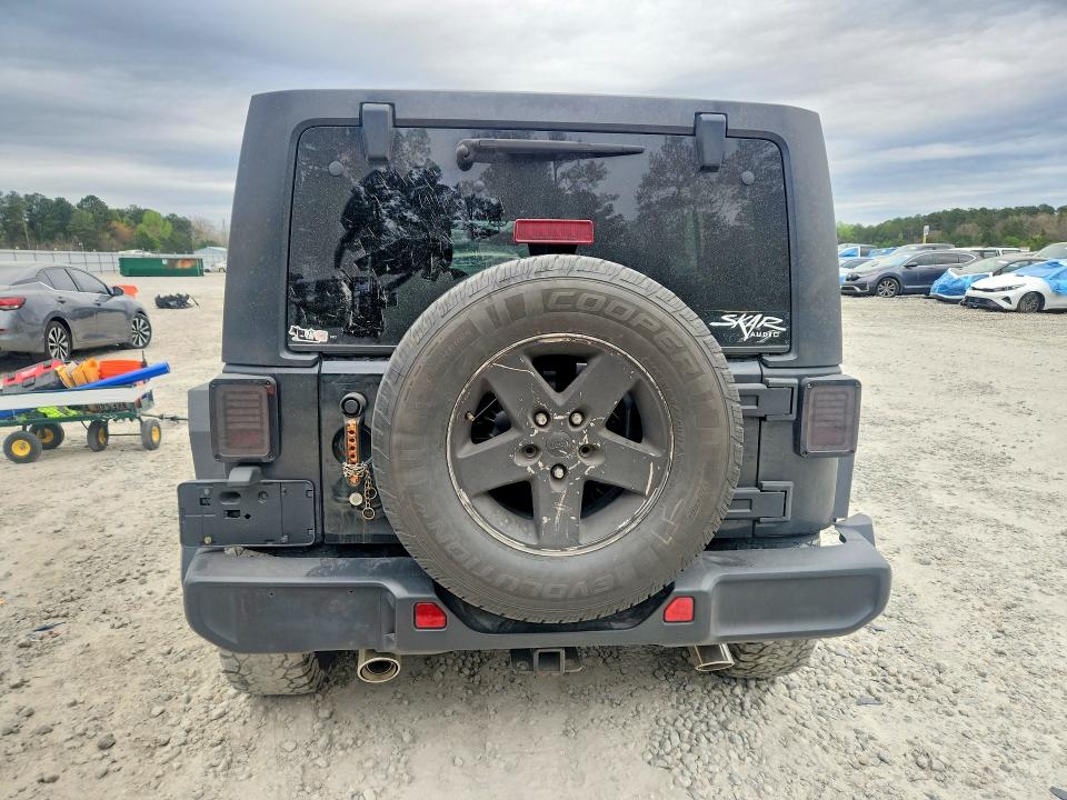 Продажа на аукционе авто 2015 Jeep Wrangler Unlimited, vin: 1C4HJWDG0FL555788, номер лота: 47113896