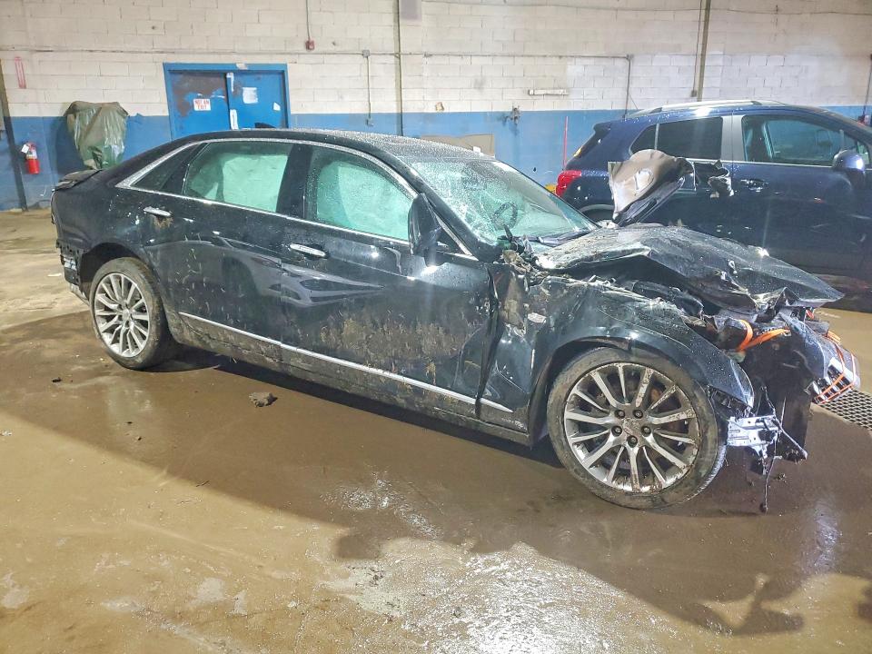 45632236 :رقم المزاد ، 1G6KD5RSXJU155165 vin ، 2018 Cadillac Ct6 مزاد بيع