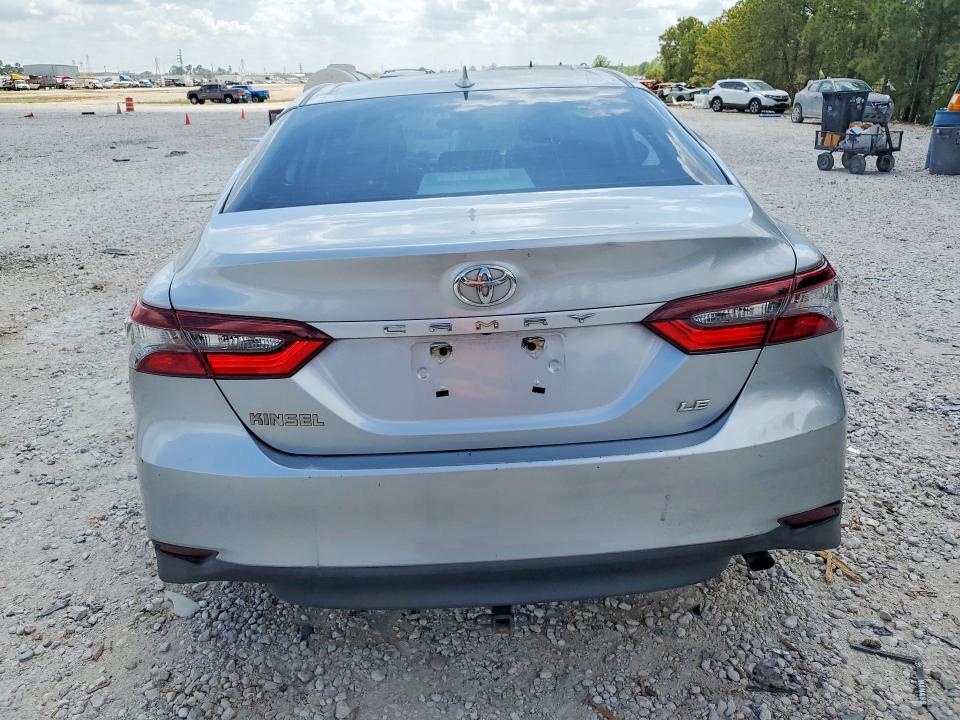 2021 Toyota Camry მანქანა იყიდება აუქციონზე, vin: 4T1C11AK9MU549786, აუქციონის ნომერი: 48140816