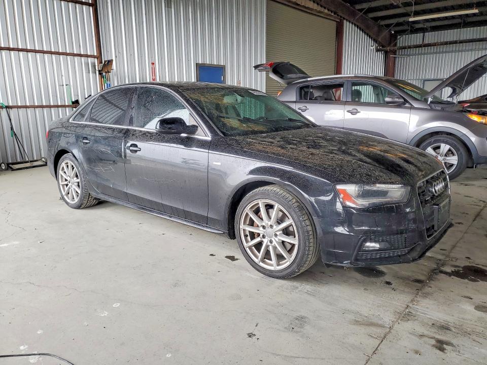 48302286 :رقم المزاد ، WAUFFAFL9FN014147 vin ، 2015 Audi A4 مزاد بيع