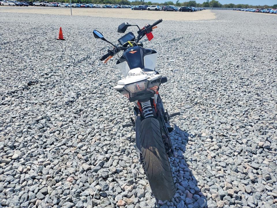 46946886 :رقم المزاد ، MD2JPJ402KC223314 vin ، 2019 Ktm 390 مزاد بيع