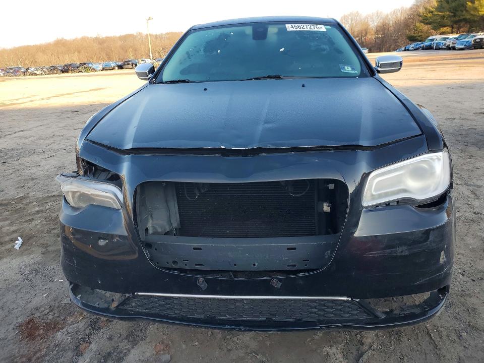 45627276 :رقم المزاد ، 2C3CCAAG4JH191414 vin ، 2018 Chrysler 300 مزاد بيع