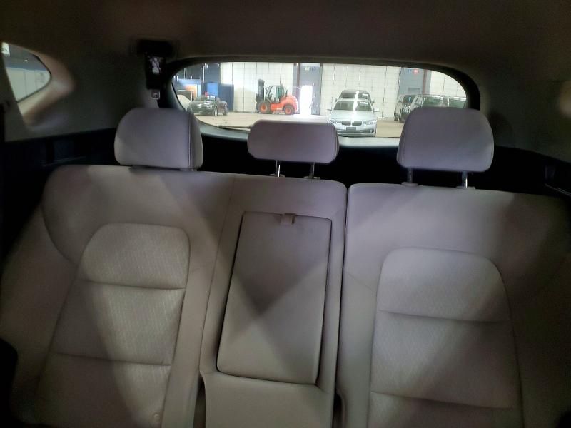 2017 Hyundai Tucson მანქანა იყიდება აუქციონზე, vin: KM8J3CA47HU384728, აუქციონის ნომერი: 47866426