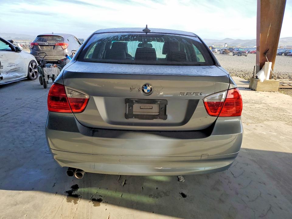 Продаж на аукціоні авто 2006 Bmw 325, vin: WBAVB13546KR56136, номер лоту: 46931056