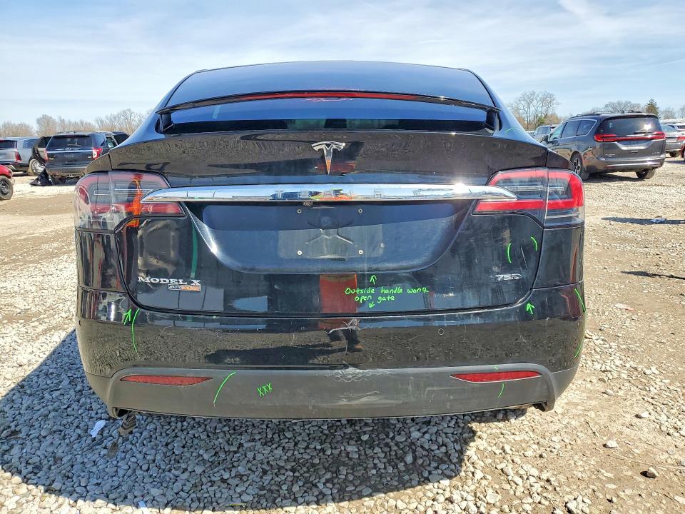 Продажа на аукционе авто 2016 Tesla Model X, vin: 5YJXCBE2XGF028928, номер лота: 46997546