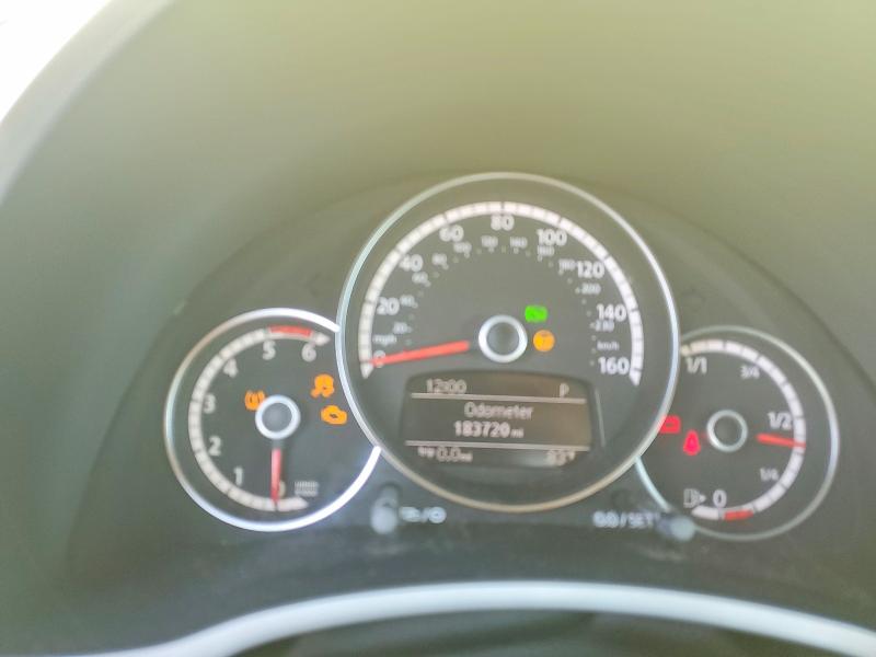 2013 Volkswagen Beetle მანქანა იყიდება აუქციონზე, vin: 3VW5L7AT6DM816273, აუქციონის ნომერი: 47871206