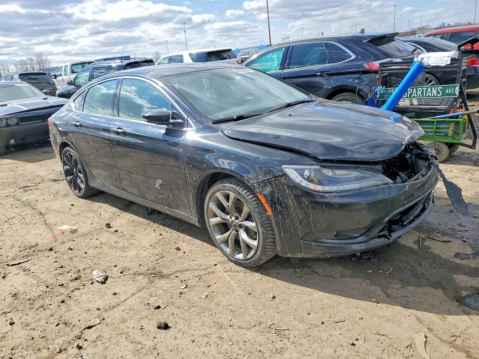 47501866 :رقم المزاد ، 1C3CCCEG8FN540823 vin ، 2015 Chrysler 200 مزاد بيع