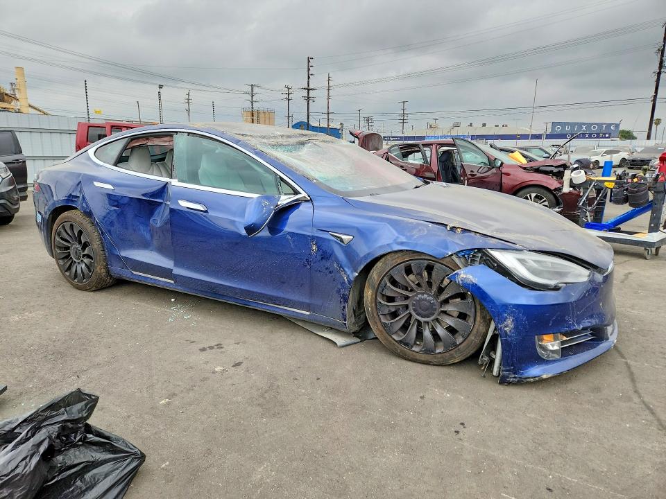 2018 Tesla Model S მანქანა იყიდება აუქციონზე, vin: 5YJSA1E22JF248386, აუქციონის ნომერი: 48337216