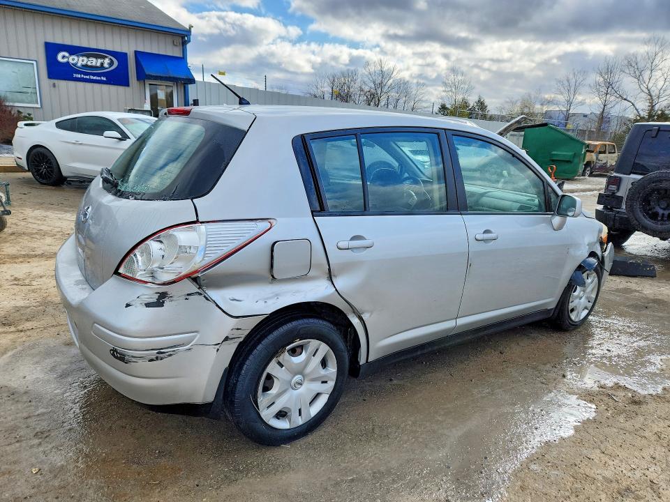 46379856 :رقم المزاد ، 3N1BC1CP4BL434462 vin ، 2011 Nissan Versa مزاد بيع