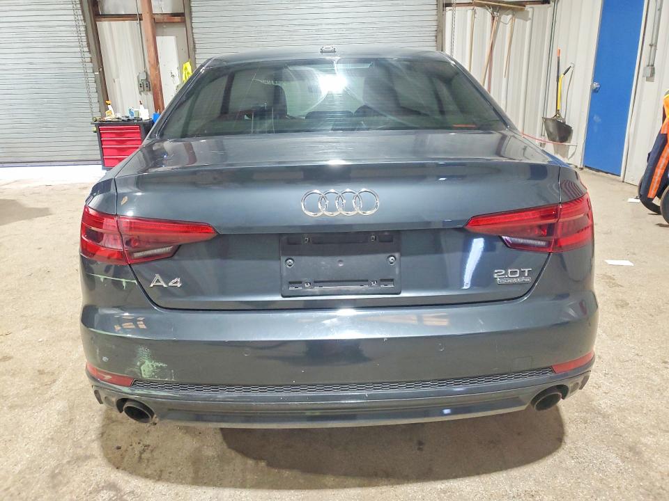 47011926 :رقم المزاد ، WAUENAF4XHN004589 vin ، 2017 Audi A4 مزاد بيع