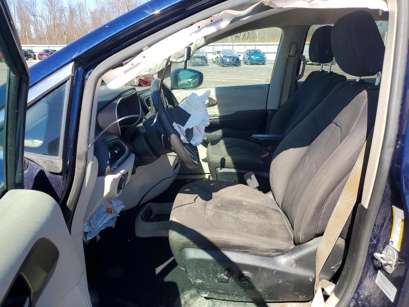 47695556 :رقم المزاد ، 2C4RC1DGXHR532174 vin ، 2017 Chrysler Pacifica مزاد بيع