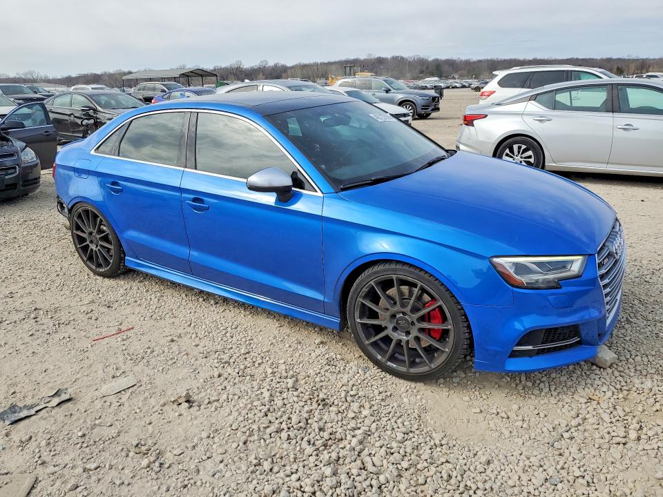Продажа на аукционе авто 2018 Audi S3, vin: WAUB1GFF4J1041959, номер лота: 46723556