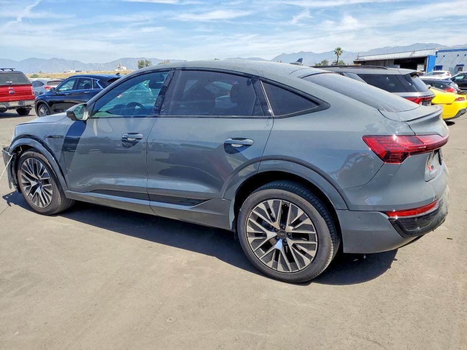 Продаж на аукціоні авто 2024 Audi Q8 E-tron, vin: WA1CAAGE7RB036135, номер лоту: 47761266