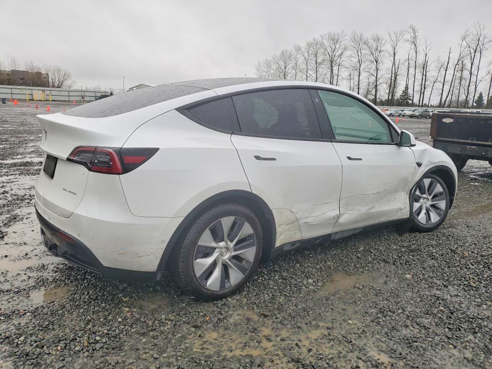 2021 Tesla Model Y მანქანა იყიდება აუქციონზე, vin: 5YJYGAEE5MF196386, აუქციონის ნომერი: 79590745