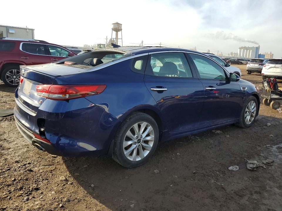 2018 Kia Optima მანქანა იყიდება აუქციონზე, vin: 5XXGT4L3XJG230583, აუქციონის ნომერი: 46460336