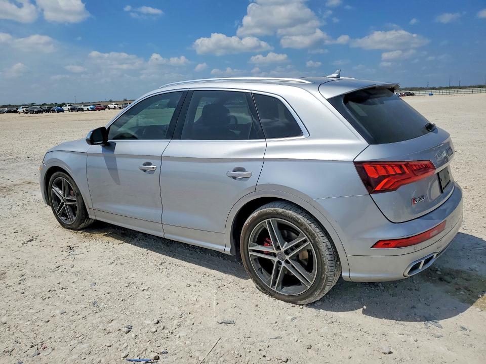 47686066 :رقم المزاد ، WA1C4AFY2J2182224 vin ، 2018 Audi Sq5 مزاد بيع