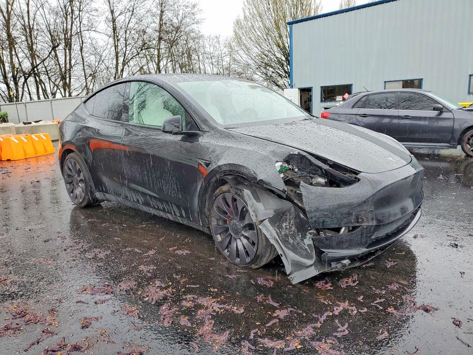 Продаж на аукціоні авто 2021 Tesla Model Y, vin: 5YJYGDEF4MF215858, номер лоту: 47553416
