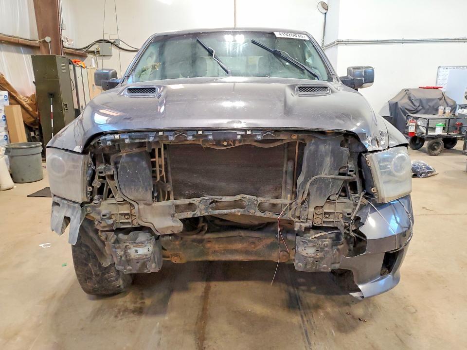 41926836 :رقم المزاد ، 1C6RR7MT8GS117194 vin ، 2016 Ram 1500 مزاد بيع