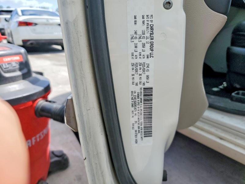 47981656 :رقم المزاد ، 2C4RC1BG0DR510570 vin ، 2013 Chrysler Town & Country مزاد بيع