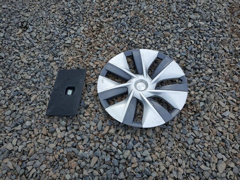 Продажа на аукционе авто 2024 Tesla Model Y, vin: 7SAYGDEE0RA271472, номер лота: 46536436