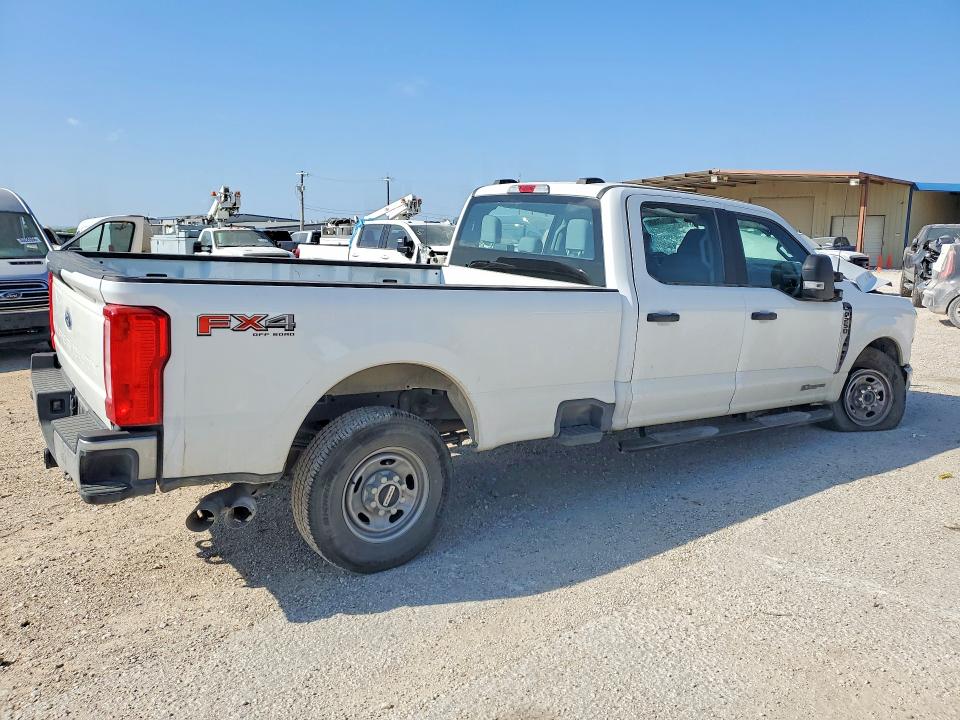 46624936 :رقم المزاد ، 1FT7W2BT2RED03331 vin ، 2024 Ford F250 مزاد بيع