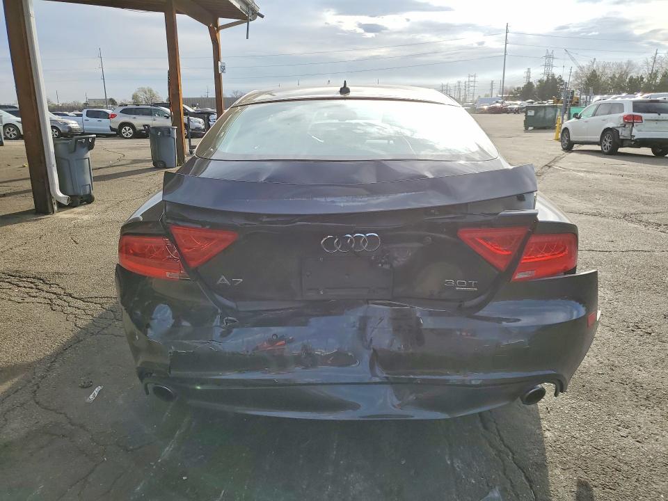 2013 Audi A7 მანქანა იყიდება აუქციონზე, vin: WAUYGAFC4DN017685, აუქციონის ნომერი: 46405886