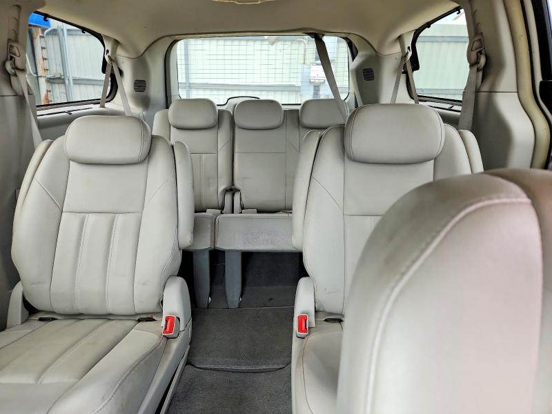 2008 Chrysler Town & Country მანქანა იყიდება აუქციონზე, vin: 2A8HR54P18R759697, აუქციონის ნომერი: 78872545
