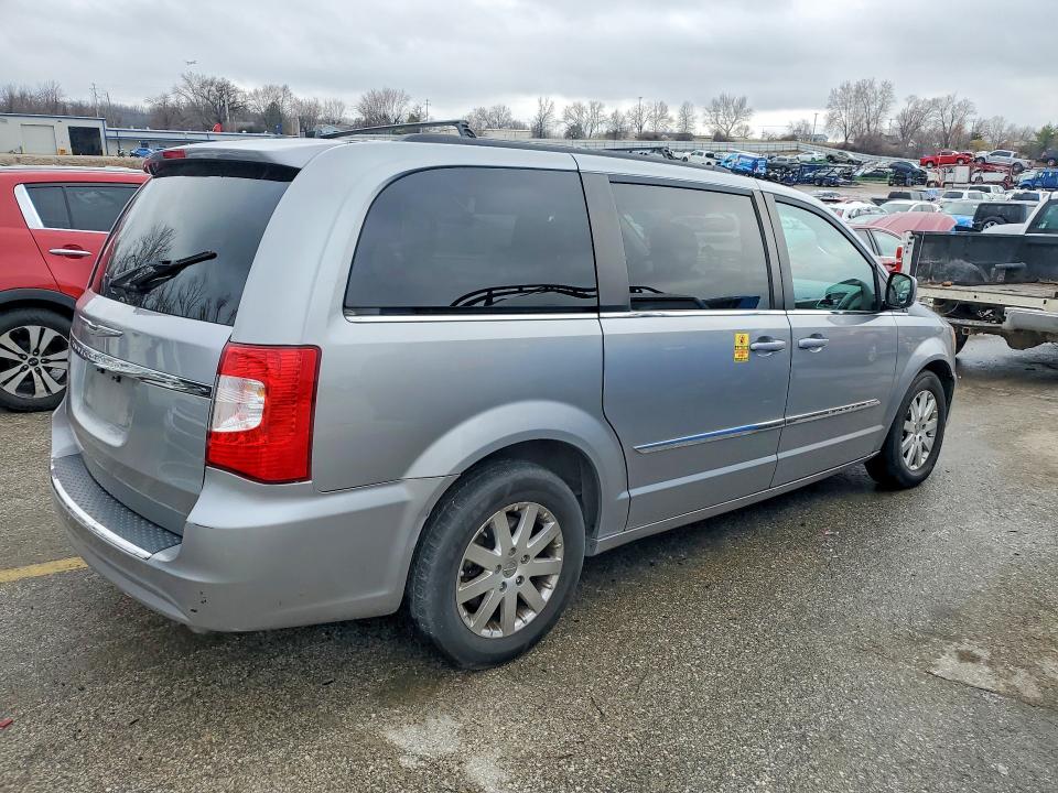 2016 Chrysler Town & Country მანქანა იყიდება აუქციონზე, vin: 2C4RC1BG6GR268498, აუქციონის ნომერი: 41588576
