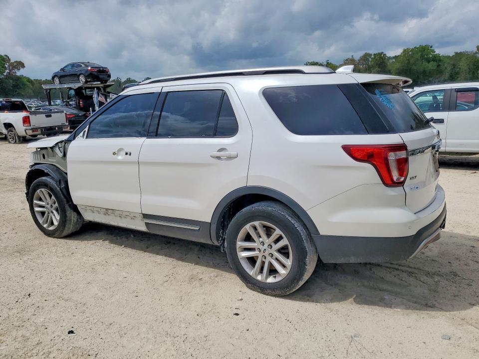45960196 :رقم المزاد ، 1FM5K7D84HGE33912 vin ، 2017 Ford Explorer مزاد بيع