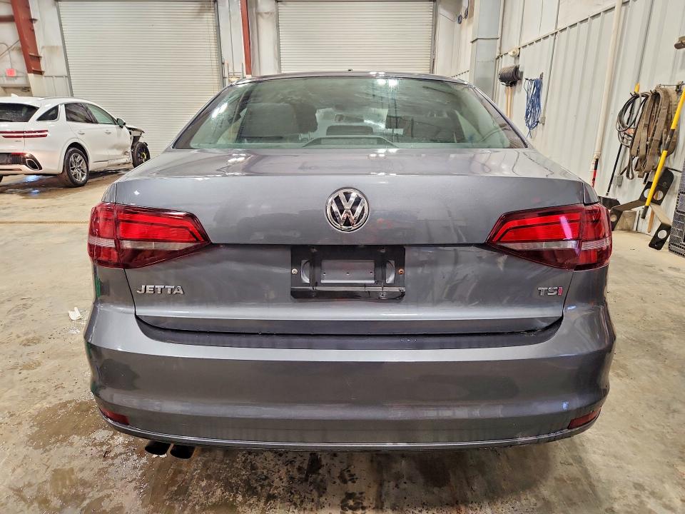 Продажа на аукционе авто 2018 Volkswagen Jetta, vin: 3VW2B7AJ8JM215365, номер лота: 41636426