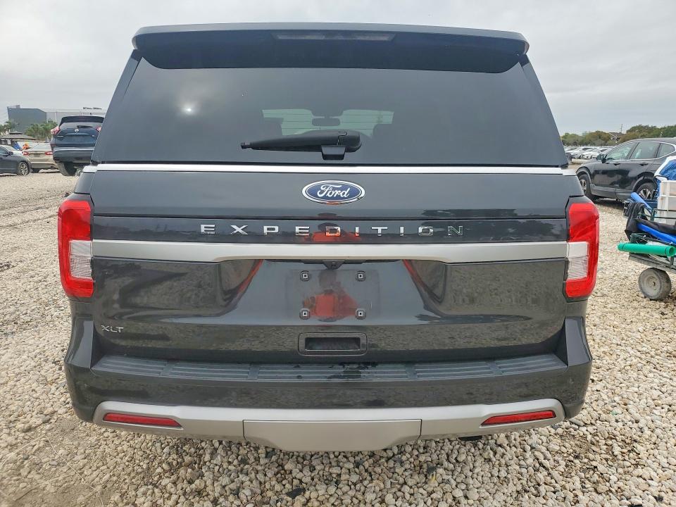 2024 Ford Expedition მანქანა იყიდება აუქციონზე, vin: 1FMJU1H8XREA03749, აუქციონის ნომერი: 45939486