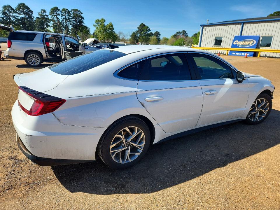 Продажа на аукционе авто 2021 Hyundai Sonata, vin: 5NPEL4JA5MH097605, номер лота: 46183656