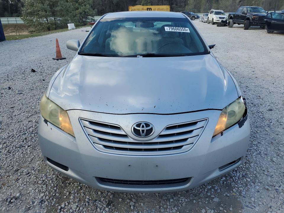 79606555 :رقم المزاد ، 4T1BE46KX7U643237 vin ، 2007 Toyota Camry مزاد بيع