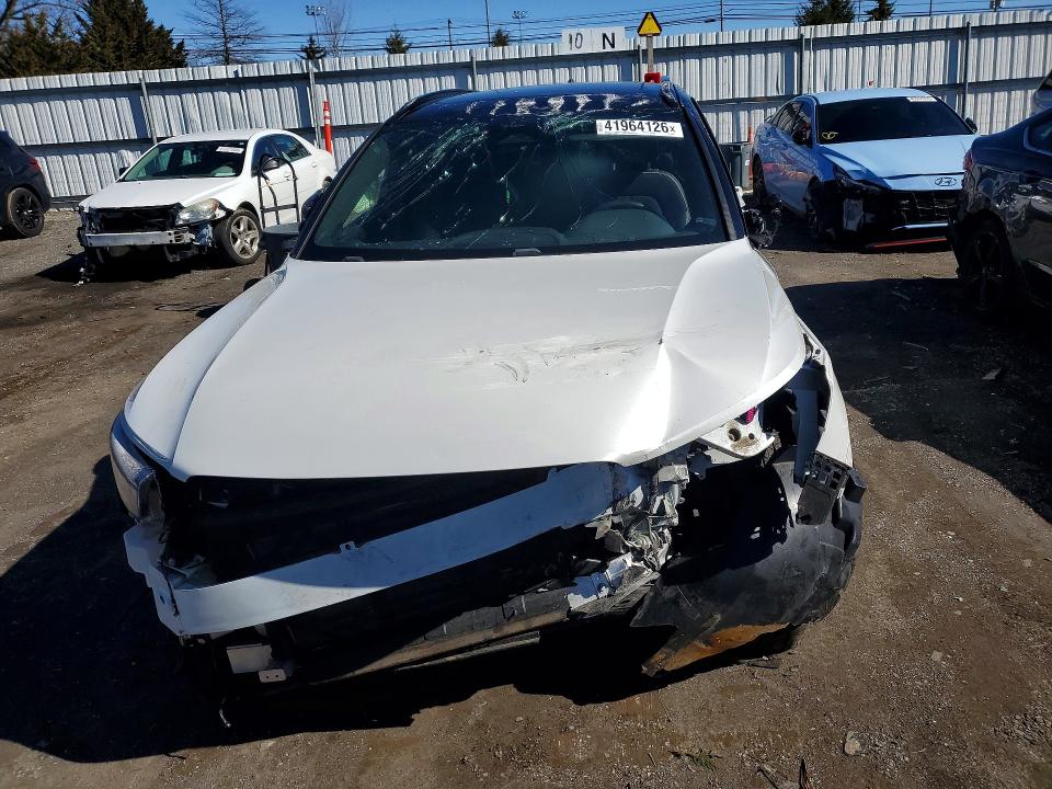 Продаж на аукціоні авто 2022 Volvo Xc40, vin: YV4ED3UR4N2685911, номер лоту: 41964126