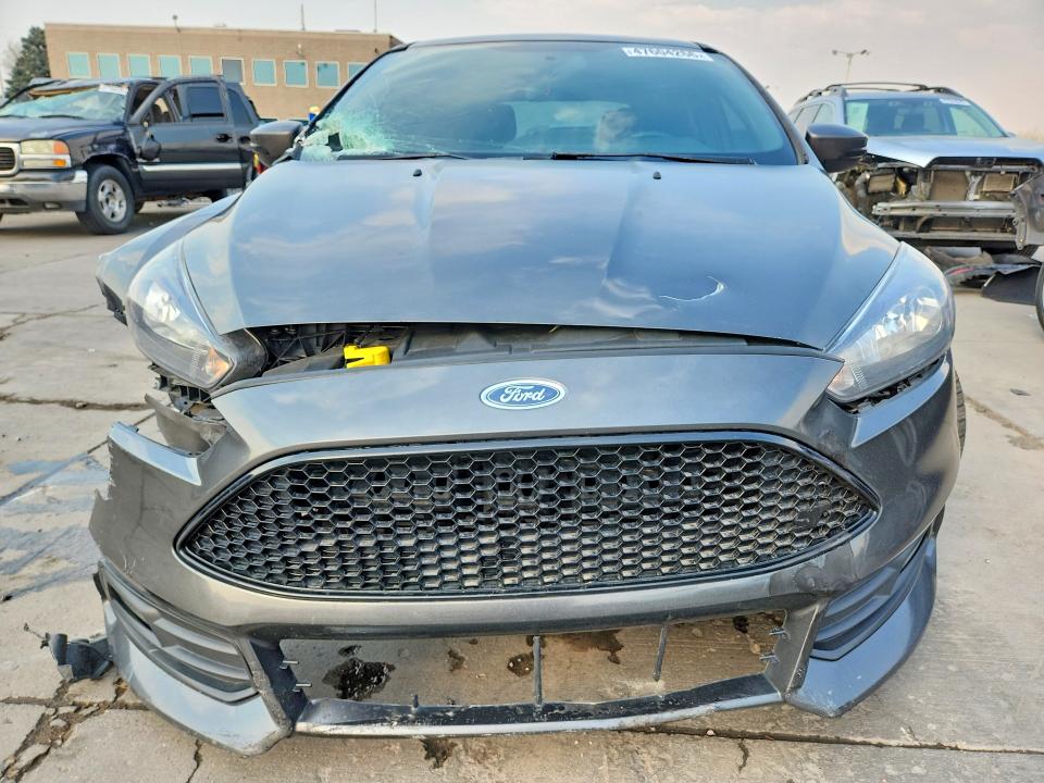 Продаж на аукціоні авто 2018 Ford Focus, vin: 1FADP3L93JL282729, номер лоту: 47604266