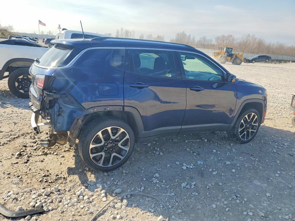 47398656 :رقم المزاد ، 3C4NJDCB6HT628831 vin ، 2017 Jeep Compass مزاد بيع