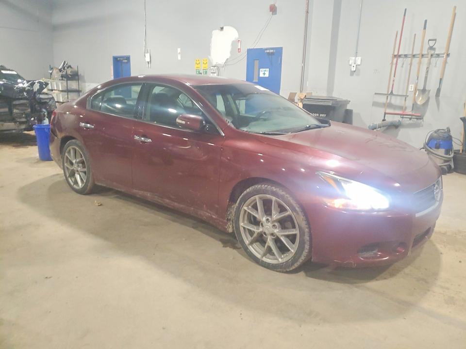 48125676 :رقم المزاد ، 1N4AA5AP8BC828170 vin ، 2011 Nissan Maxima مزاد بيع