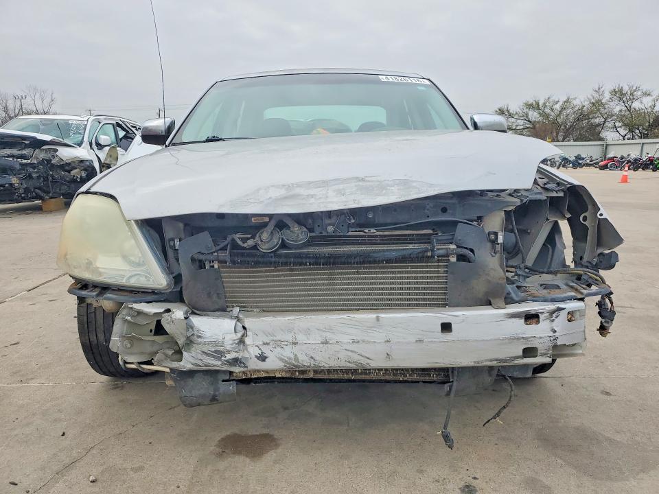 41826116 :رقم المزاد ، 1FAHP25145G188313 vin ، 2005 Ford Five Hundred مزاد بيع