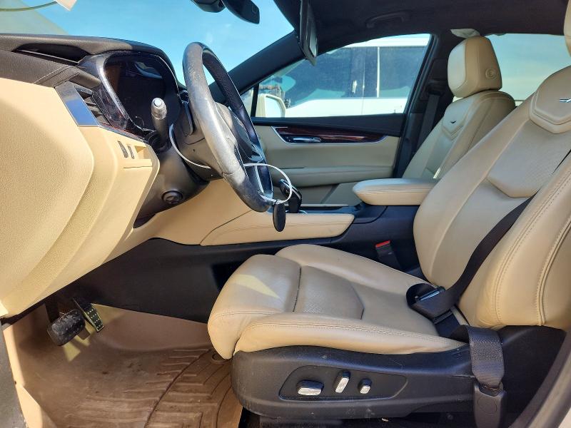 74212405 :رقم المزاد ، 1GYKNBRS0HZ134485 vin ، 2017 Cadillac Xt5 مزاد بيع